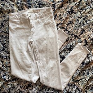 White American Eagle Jeans